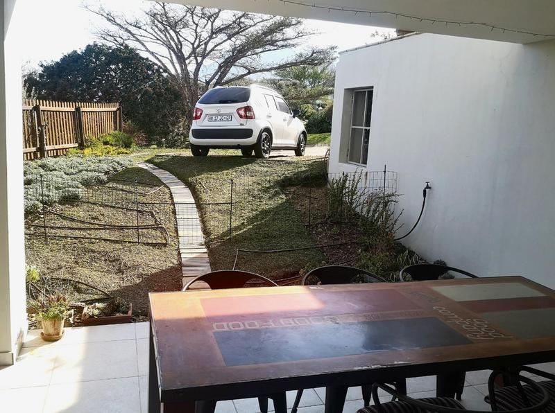 To Let 2 Bedroom Property for Rent in Somerset West Western Cape